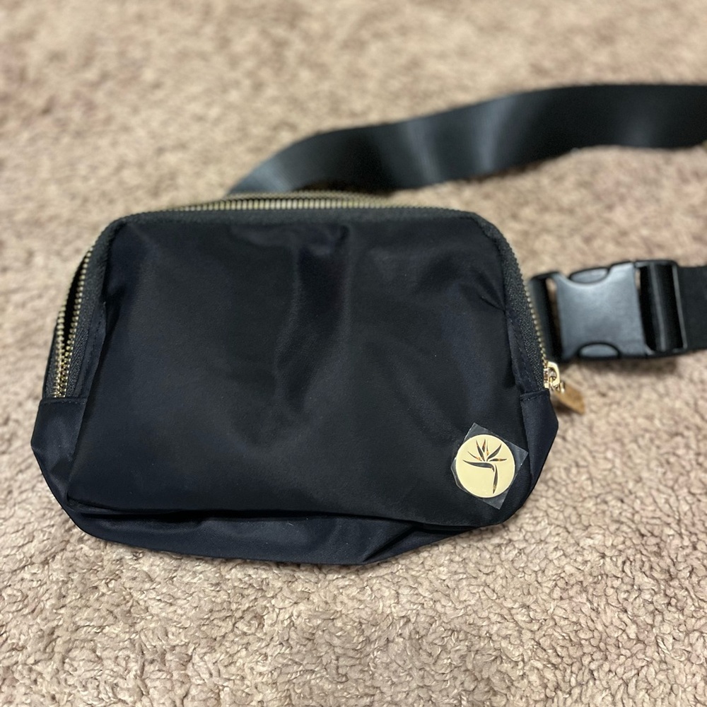 NWOT Black Crossbody Bag